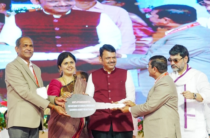 पशुधन संवर्धनातून कृषीक्षेत्राला नवसंजीवनी - मुख्यमंत्री फडणवीस